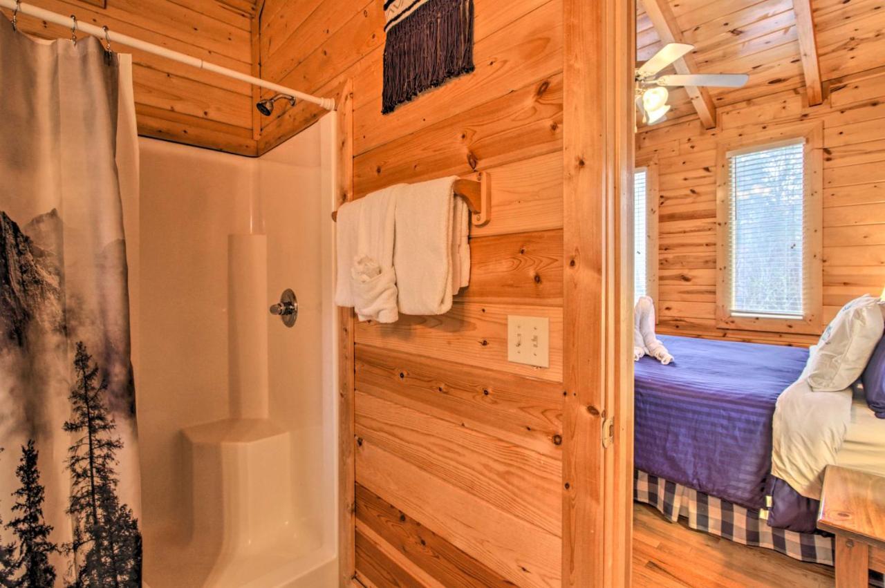 Romantic Cabin With Hot Tub In Pigeon Forge! מראה חיצוני תמונה