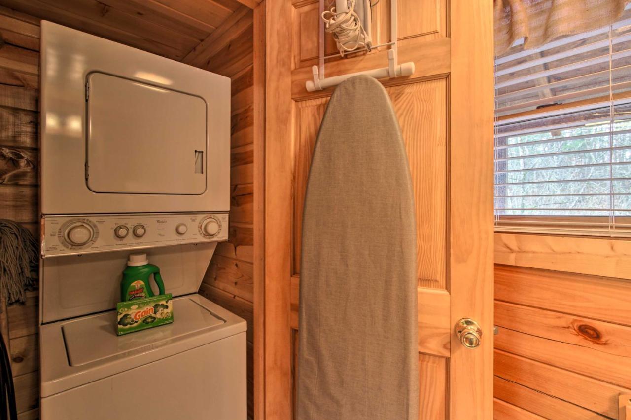 Romantic Cabin With Hot Tub In Pigeon Forge! מראה חיצוני תמונה